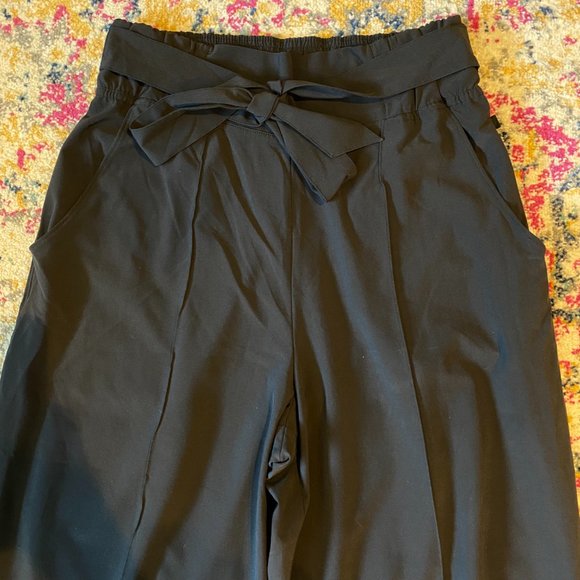 lululemon Wide Leg Trousers - Black - size 6 - Picture 2 of 6